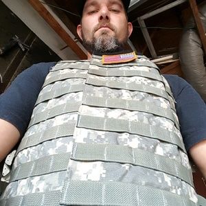 Meet your Posher, Larry